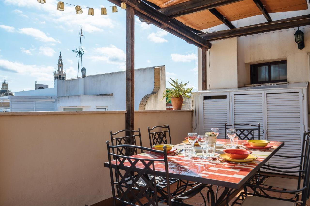 Homeyseville-Amazing Penthouse Giralda Views 8 Pax, Parking Optional Екстер'єр фото